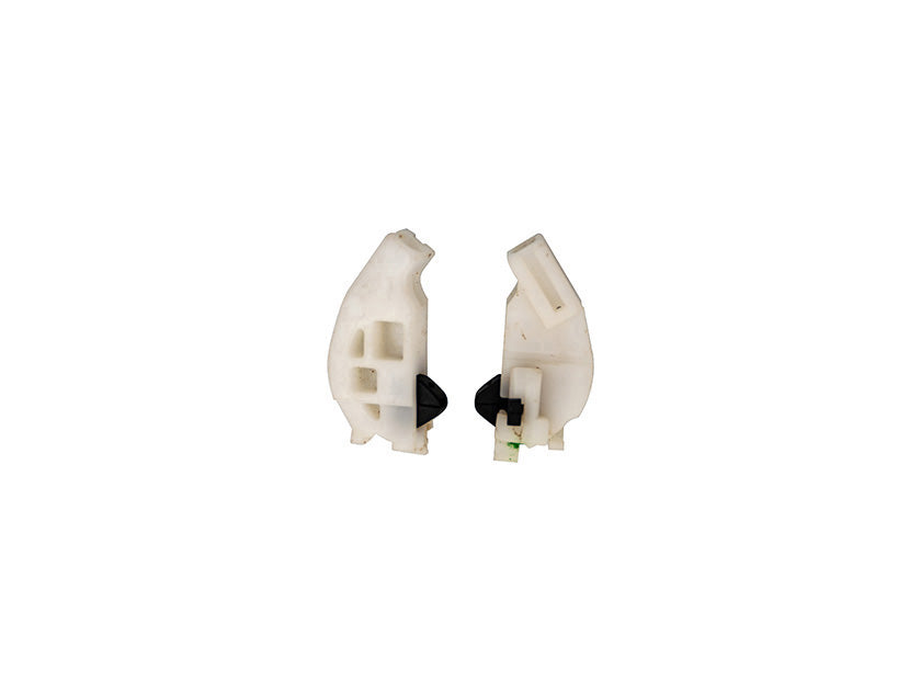 Terminal Fija Sentra Izq - clave 6360115