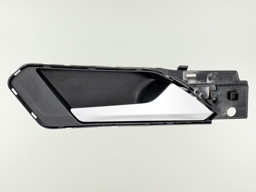 Manija Volkswagen Tiguan 19-20 Trasera Derecha - clave 9170166